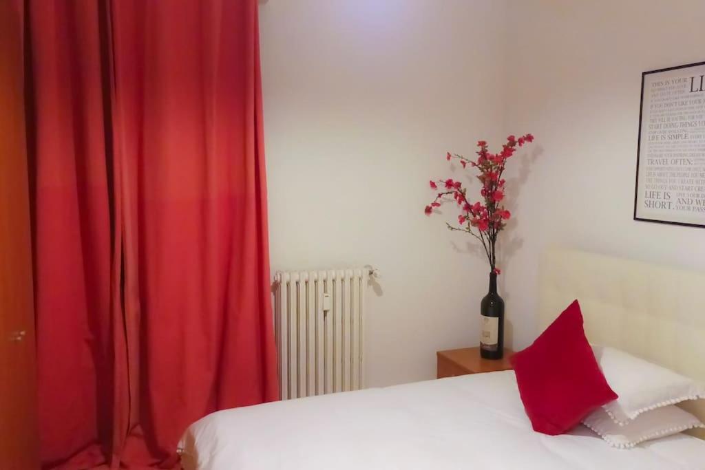 Unique & Beautiful Bedroom In Central Of Florenz Exterior foto