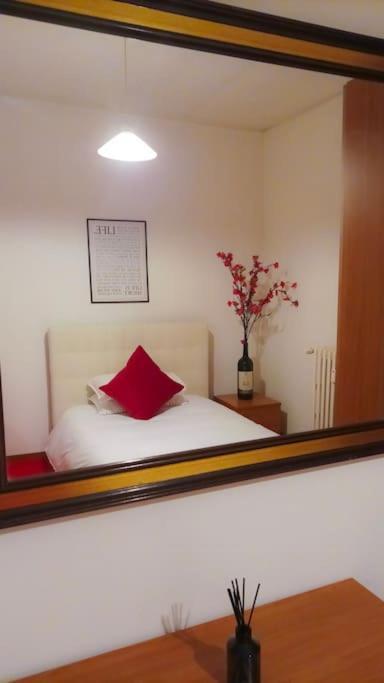 Unique & Beautiful Bedroom In Central Of Florenz Exterior foto